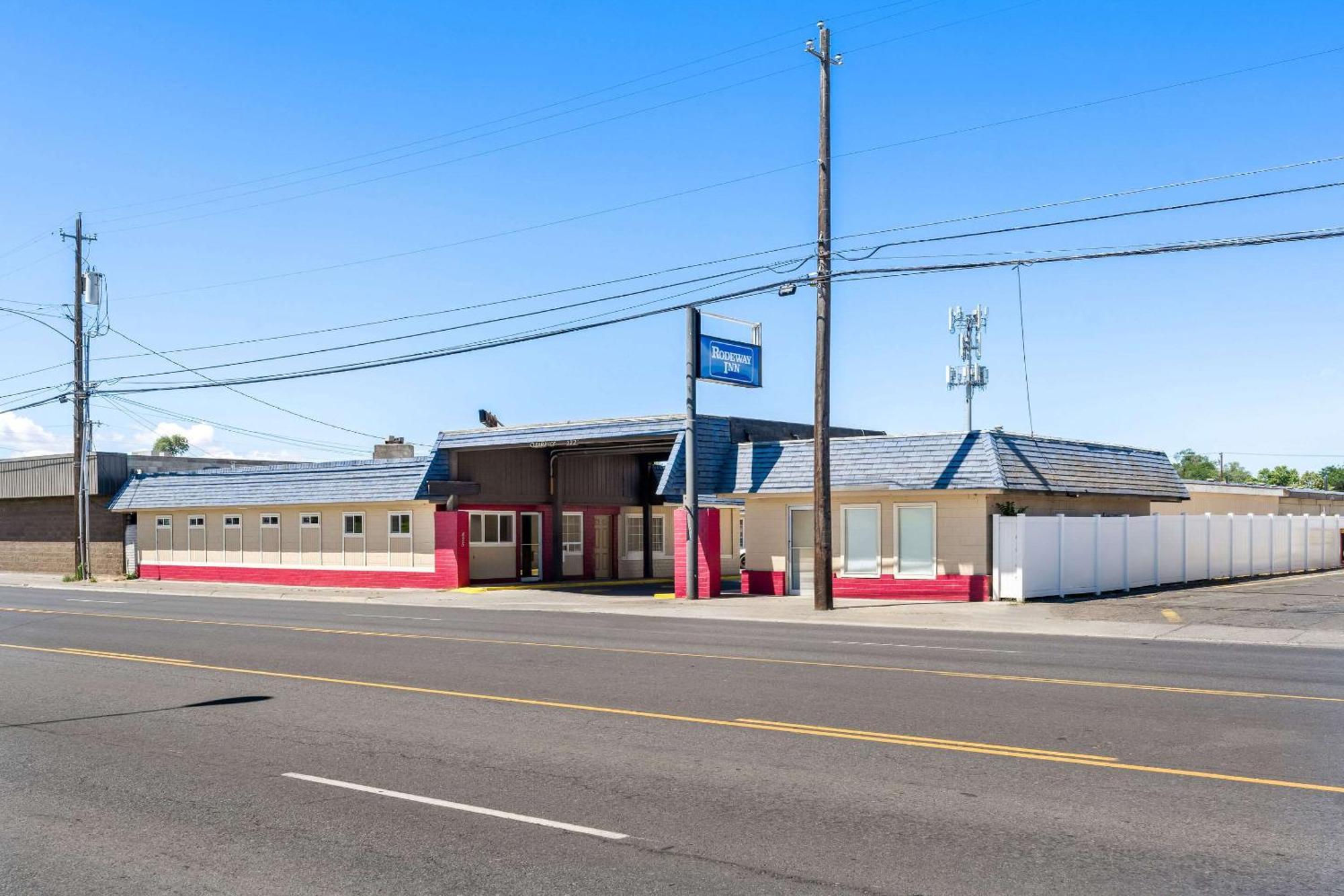 Rodeway Inn Hermiston - Umatilla Екстер'єр фото